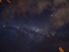 ニュージーランドで初めての星空撮影に挑戦、しかもUFOを撮ってしまった。