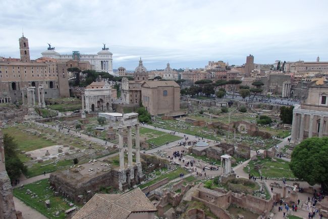 2018.05 GWに巡るイタリア三都物語（３）永遠の都ローマを巡る　遺跡がいっぱいフォロ・ロマーノ編