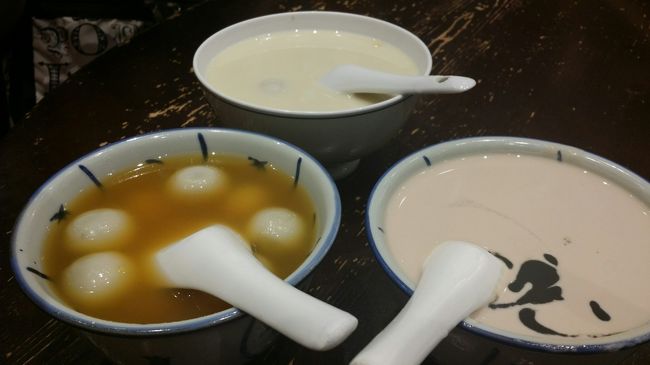 ストリートフードを食べつくせ！3泊4日姉妹+イトコ3人食べ歩き旅(一日目）