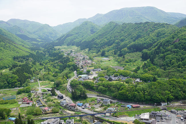 念願かなって、ようやく東北を旅してきました。<br />5日間かけて、仙台から山形、秋田へと行ってきました。<br />画像は、立石寺からです。<br /><br />1日目…宮城旅行記～2018 名取市編～“仙台空港”→ちょい旅～2018 宮城・仙台市青葉区～→山形旅行記～2018 山形市編～その1→銀山温泉(泊)<br />2日目…銀山温泉→田沢湖→角館(泊)<br />3日目…角館散策→乳頭温泉(泊)<br />4日目…乳頭温泉→秋田市内(泊)<br />5日目…秋田空港→伊丹空港