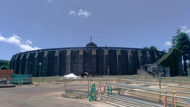 水道のインフラを巡るツアーに参加しました。<br />共に大正から昭和にかけて建設された歴史的建造物です。<br />和田堀給水所は、壮大な姿を残すことなく取り壊されるのは、惜しまれます。<br /><br /><br />