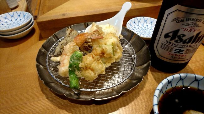 お昼、コレド室町の辺りを散策。11時半前ですが、昼食の為「金子半之助」へ天ぷらめしを食べに行きました。価格的にも非常にリーズナブルで、1000円前後で食事ができます。