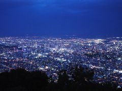 札幌へ！　その６    もいわ山からの札幌の夜景。