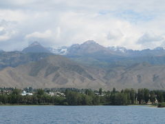 キルギス　「行った所・見た所」　イシククル湖をクルーズ船で観光後ビシュケクに