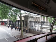 ロンドン・バスの２階席からロンドン観察