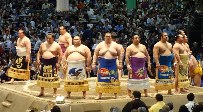 大相撲名古屋場所。好取組でわきました。
