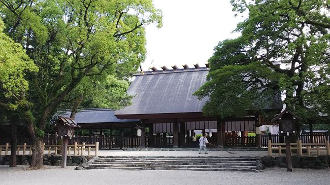 高速バスに乗って、熱田神宮→有松→知多半島のひまわり畑(観光農園花ひろば)に行ってきました！<br /><br />名古屋までの交通費はこちら<br />http://leafleaf521.com/2017/08/18/%e5%90%8d%e5%8f%a4%e5%b1%8b%e3%81%be%e3%81%a7%ef%bc%91%e4%b8%87%e5%86%86%e4%bb%a5%e5%86%85%e3%81%a7%e8%a1%8c%e3%81%91%e3%82%8b%e3%81%8b%e8%aa%bf%e3%81%b9%e3%81%a6%e3%81%bf/<br /><br />梅雨明けしたばかりの愛知は暑かったです・・・。まずは午前編です。