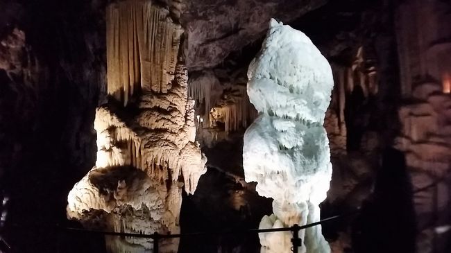 ■ スロベニアの旅（２）　幻想的な巨大洞窟「 ポストイナ鍾乳洞 」