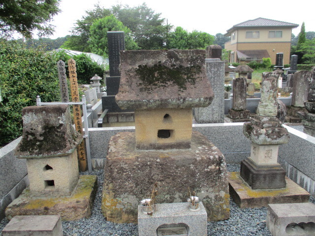 上野西吉井 奥三河に移住し山家三方衆の一角として家名を挙げた奥平貞訓がかつての本貫地である西吉井公田に創建し現在地に移転した『仁叟寺』散歩
