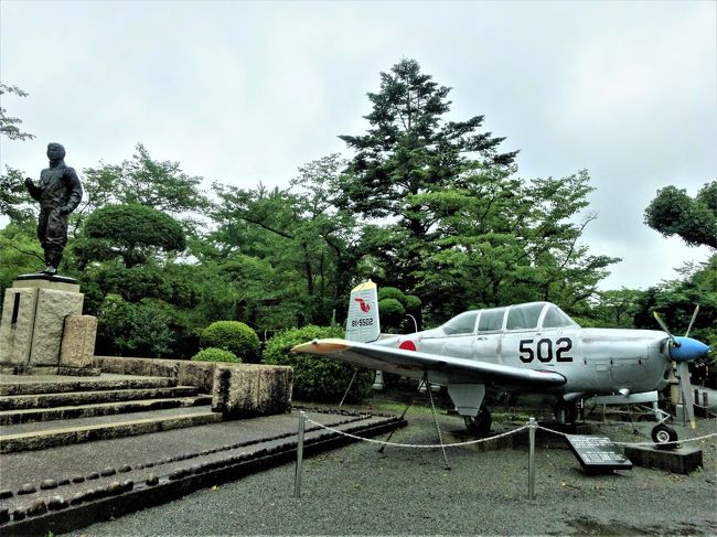 この度の西日本豪雨でお亡くなりになられた皆様のご冥福をお祈りいたします。<br />また被害に遭われた皆様・ご家族の方へお見舞い申し上げます。<br />ニュースやブログなどで被災地の様子を目にするたびに心が痛みます。<br />1日も早い復興を願っております。<br /><br /><br />10年ぶり3度目の鹿児島旅行は豪雨の中の旅行でした。<br />