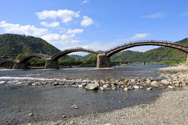 嫁君に日本一周（沖縄は除く）に行っていいかと尋ねると、二つ返事で「どうぞ、どうぞ」(-_-;)との許可を頂き準備、計画をする事約二か月。<br /><br />当初の予定通りゴールデンウィーク明けの出発日を迎えました。ちなみにお供の愛車はスバルのFORESTER XT。基本ルートは海岸線に近い一般道を時計回りに走行する予定です。車中泊にはこだわってないので疲れたら宿泊施設等を利用したいと思います。