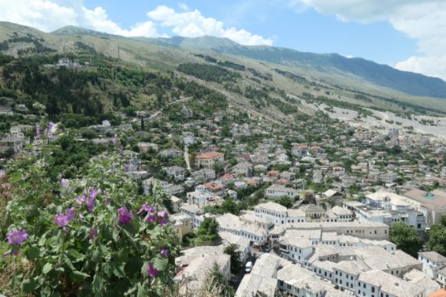 バルカン半島を旅する6アルバニア・ジロカストラ編