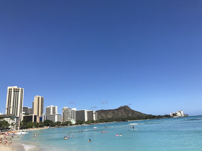 旅のごはん日記。<br /><br />ハワイー!!と喜んだのもつかの間、日焼けする前にヤケドしちゃったよ。<br />人々の優しさにふれたたびでした。<br />海外旅行保険もねっ!<br /><br /><br /><br />(まる囲み数字は、この旅行でのダイビング本数とスポット名。#ダイビング なのにダイビング写真ほぼ無しの旅行記なので、せめてもの…。)
