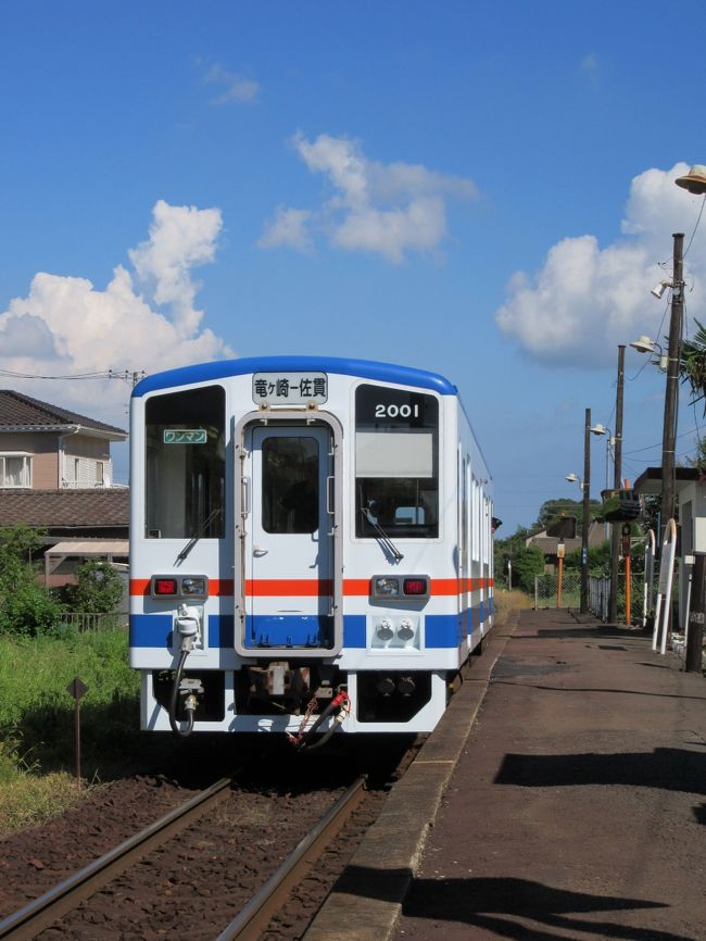 茨城県の守谷で夜に友人と会う用事があり、<br />午後をオフにしてバイクで向かいました~<br />一度観てみようと思っていた牛久大仏と、<br />盲腸線の代表、関東鉄道竜ヶ崎線を巡ってみました。<br />