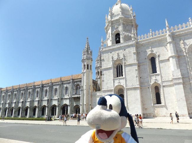 グーちゃんだよ。<br />ようやっとポルトガル/リスボンに着いたよ。<br />まじ、遠かった・・・。<br />でもリスボン空港は市内にめちゃ近くて<br />即、観光となったよ！！<br />まずは世界遺産ジェロニモス修道院から。<br />ばもーーす！