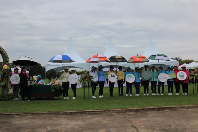 2018年Hua-Hin　Cha-Am ゴルフフェステバル　<br />【SPRINGFIELD】にて8月4日開催の競技に参加しました。<br /><br />アマチュア一般ゴルファーならだれでも参加できます。<br />今回は、約150名参加で外人は少なかった<br />オープニングセレモニーを兼ねての、開催でした。