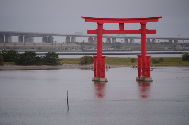 新聞広告でたまたま見つけたホテル、浜名湖の南の弁天島の開春楼に泊まります。<br />そこからは、新幹線で見る景色が・・・<br />