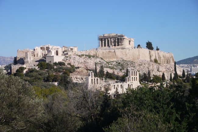 年末年始アテネとその近郊の旅　その6　元旦のほとんどどこも開いていないアテネの街をお散歩