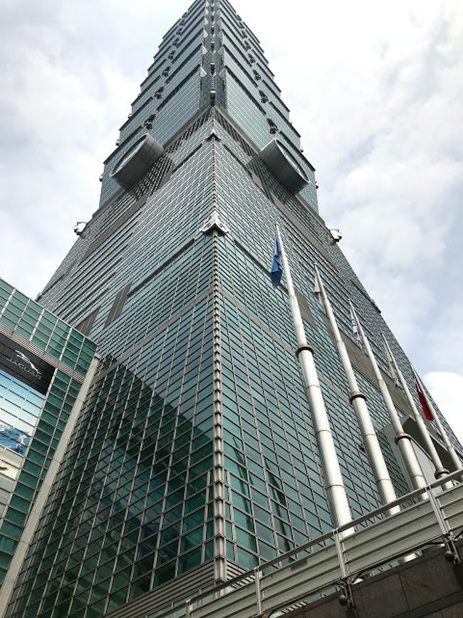 ファミリツアー4日目最終日☆<br />鼎泰豊で小籠包、台北地下街でショッピング&マッサージ。<br />最後まで遊びつくす台北!