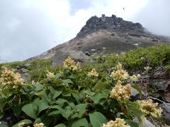 猛暑の夏こそ，山だっ！山！涼を求めて楽チン山歩き；那須岳編