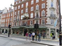 英国旅行記2018　ロンドン・ピカデリー「フォートナム・アンド・メイソン」本店 The Parlourでの軽食 Fortnum's Favourites