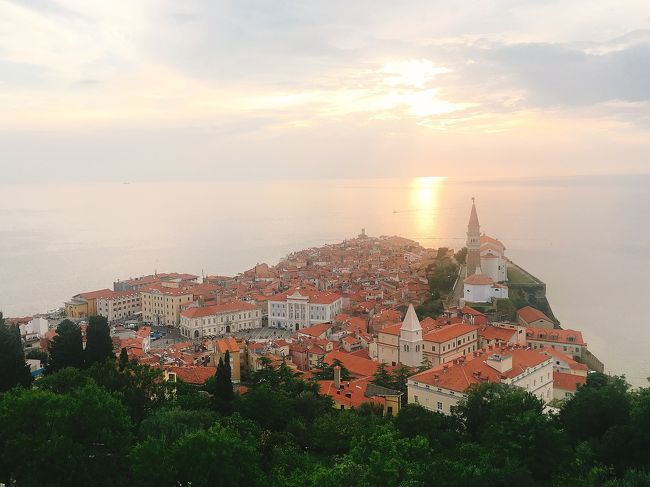 スロベニア最終日。<br />ピラン1泊<br /><br /><br />hostel adriatic piran 27ユーロ<br /><br />ポルトローシュからベネチアへ。