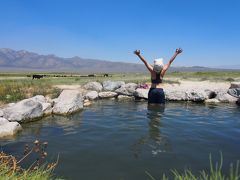 【 ただ今アメリカを無期限でロードトリップ中！②】Wild Willy’s Hot Spring → Mono Lake → June Lakeの宿へ