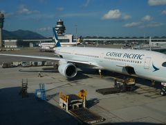CPA（キャセイ）シンガポール（香港乗継）搭乗記2018/08　その2（HKG=(BKK)=SIN A351、A359)　香港=シンガポール往復編　A350-1000搭乗とチャンギ国際空港ターミナル4を初体験。バンコク経由はどんな感じ？
