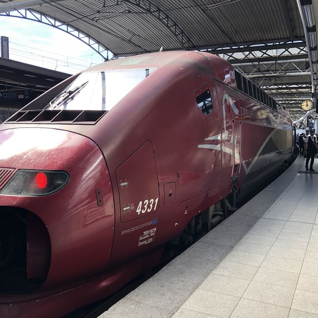 ヨーロッパ一人旅<br />ロンドンは3回目、初めましてのエジンバラ<br />またまた初めてのブリュッセル、4回目のパリ<br />毎日盛りだくさんな旅行記。<br />どなたかの参考になると幸いです。<br />どうぞご覧ください^^<br /><br />旅のはじまりはこちら<br />https://4travel.jp/travelogue/11345091<br /><br /><br />〇Ⅰ 8.07 tue CTSーHKG-LHR<br /><br />〇Ⅱ 8.08 wed London <br /><br />〇Ⅲ 8.09 thu London → Edinburgh <br /><br />〇Ⅳ 8.10 fri Edinburgh → London <br /><br />〇Ⅴ 8.11 sat London → Brussel <br /><br />●Ⅵ 8.12 sun Brussel → Paris ←今ココ<br /><br />〇Ⅶ 8.13 mon Paris<br /><br />〇Ⅷ 8.14 Tue Paris<br /><br />〇Ⅸ 8.15 wed Paris<br /><br />◯Ⅹ 8.16 wed CDG-HKGーCTS