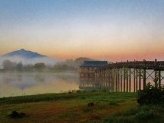 幻想的風景　早朝の『鶴の舞橋』