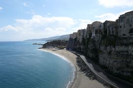 美しき南イタリア旅行♪　Vol.82(第4日）☆Tropea：イゾラベッラ「Santuario di Santa Maria dell'Isola」からトロペア旧市街の絶景♪