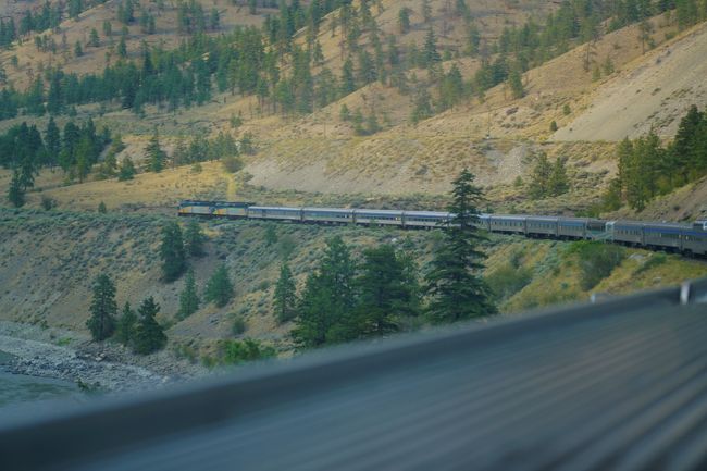 2018カナダ横断ひとり旅11日間vol.2(大陸横断鉄道で越えるロッキーの山々)