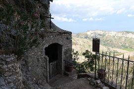 美しき南イタリア旅行♪　Vol.132(第5日）☆Stilo：イタリア美しき村「スティーロ」の洞窟教会からのパノラマ♪