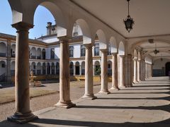 夏旅は初ポルトガル16★エヴォラ★壁のアズレージョが美しい歴史ある大学　～パテオ デ サンミゲル・エヴォラ大学～