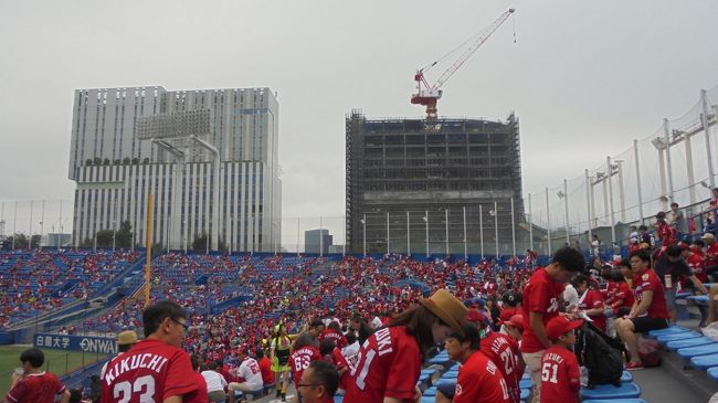 CARP応援に行きました。友人から「2日 神宮での試合 入場券あるよ」と連絡ありました。<br />広島7・・ヤクルト3<br />https://www.nikkansports.com/baseball/professional/score/2018/cl2018090201.html<br /><br />旅行記は「交通編」と「神宮球場観戦」の二部構成です<br />本編は 「交通編」です。<br />品川駅から権田原 都バス<品97>30分 <br />国立競技場~大門~泉岳寺~京急線<都営大江戸線・浅草線>