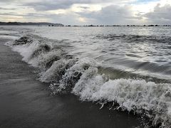 鴨川の海、空、雲～前原海水浴場～