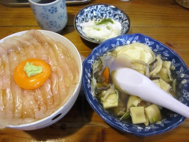 期限は9月10日!一回分だけ残っていた18きっぷを使えるのは個人的には9月7日が最後。これを逃しては無駄になると思い、思い立って八戸へ日帰り旅に行ってきました。<br /><br />18きっぷは簡単に説明すると、JR線の普通列車、快速列車が乗り放題になる切符が5回分で11850円。細かい決まり事がありますが、今回は触れないでおきます。電車の旅のいいところは酒が飲めるところ眠れるところ。そんな今回の旅の目的は、陸奥湊市場のヒラメの漬け丼と八戸酒造見学に絞り込んでみました。