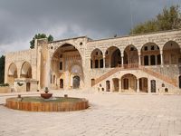 レバノンの世界遺産・遺跡を訪ねる旅　その⑥ ダル・エル・カマル村編
