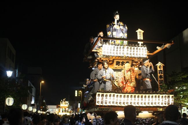 「石岡のおまつり」は正式には常陸国総社宮例大祭と言われ、９月１５日を中心に３日間行われ、例年４０万人ほどの人が集まります。<br />なんでも埼玉県の「川越祭」、千葉県の「佐原の大祭」と並ぶ「関東３大祭り」の１つとか。<br />正直「浅草三社祭り」とか「秩父の夜祭」の方が大きなお祭りのような気もしますが・・・<br /><br />中日の９月１５日、この「石岡のおまつり」に行ってきました。<br />