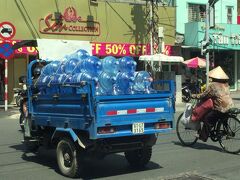 あまりにも凄くて笑いが止まらないベトナムの交通事情