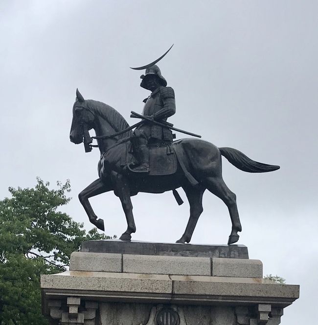 はじめての宮城。<br />青葉城<br />松島<br />中尊寺<br />など<br />石巻被災地の見学もさせていただきました。