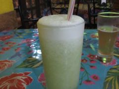 マリンガーで一番人気のお寿司屋さんに連れて行ってあげる