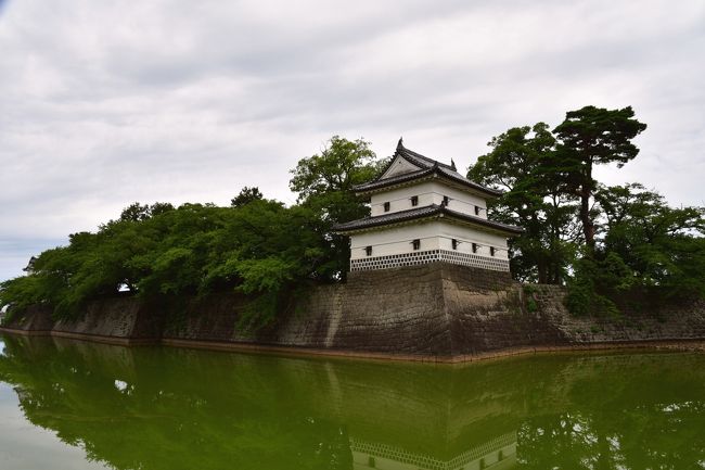 新潟城、新発田城、村上城を訪問。<br />更に、燕喜館と新潟県政記念館も訪問した。