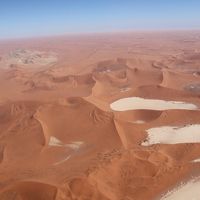 紅白の生中継でMISIAが歌ったナミブ砂漠と南アフリカ贅沢サファリ⑤　空からのナミブ砂漠