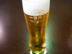 サザエとマスオ　横浜さんぽ　またビール？