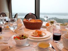 志摩観光ホテル１泊２日の旅～ベイスイート滞在編　満月クルーズに大満足