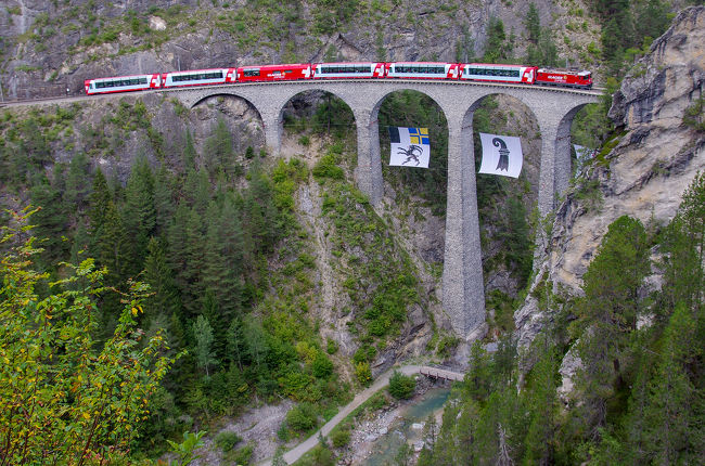 スイス・イタリア オーダーメイド鉄道旅行 (3)サンモリッツ、ランドヴァッサー橋