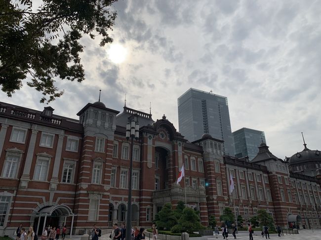 東京23区をグルっと回っていろんなとこに行きました<br />主な目的はグルメですがついでにいろいろ観光<br />ルートとしては築地→浅草→秋葉原→スカイツリー→池袋→新宿→渋谷→ジブリ美術館→江東区→東京タワーって感じです<br />とても充実した旅でした