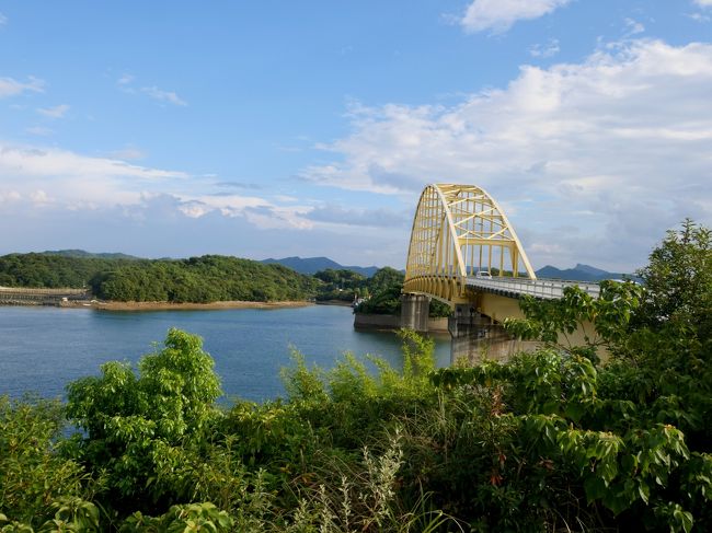 1657　第5号橋を起点に駐車できるスペースのあるところで停車　松島など天草五橋の景色を堪能した．大池島から虹が出現　その後も雨が降ったり晴れたりの天気で，松橋までのドライブ中，長時間にわたり虹を楽しめた．しかし車の中からの写真であることや虹自体も少し薄かったので，あまりいい写真はない．ニッポンレンタカー熊本空港営業所に1900着，空港でねぎラーメンを食べて，2025発NH650便で帰京した．<br />　今回は午後からのレンタカーによる小さな旅であったが，天候に非常に恵まれて，いい三角と天草五経の旅ができた．しかしどうしても崎津教会を見学したくなり10月に行くことになる．