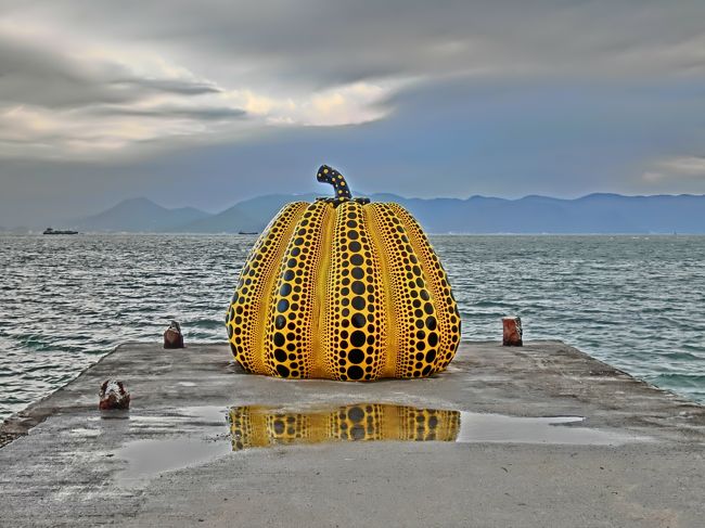 アートで有名な 直島 へ行ってみたら本当にアートが溢れてた 香川県の旅行記 ブログ By くるみちゃんさん フォートラベル アートで有名な 直島 へ行ってみたら本当にアートが溢れてた 香川県の旅行記 ブログ By くるみちゃんさん フォートラベル